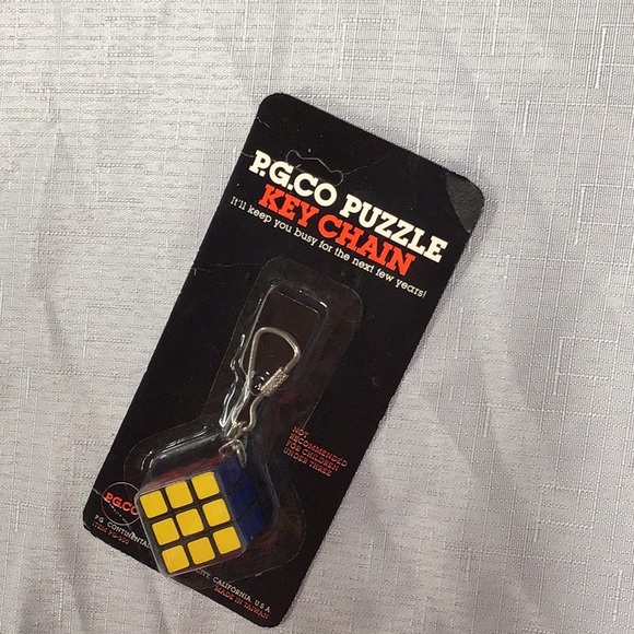 NEW RUBIK CUBE KEY CHAIN - Picture 4 of 7